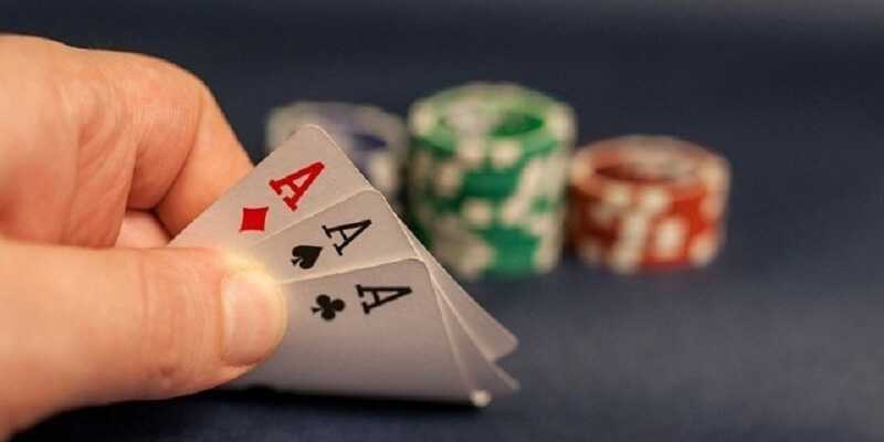 Bài cào thách yêu cầu người chơi phải bình tĩnh