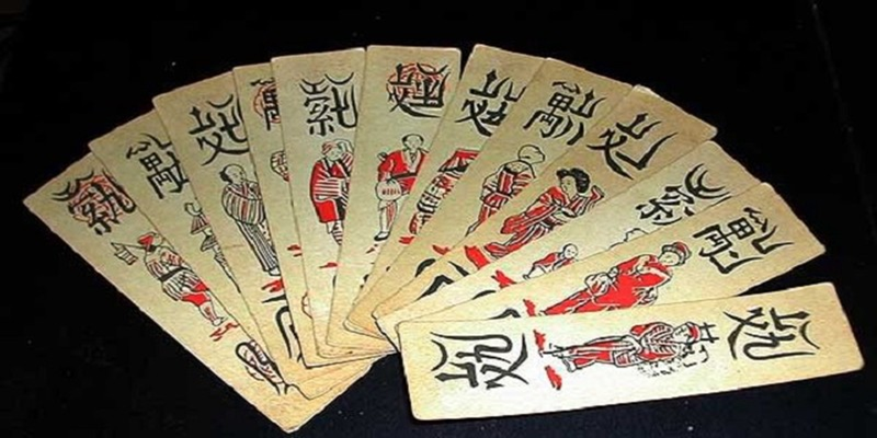 Hướng Dẫn Cách Chơi Bài Tổ Tôm Chi Tiết Dành Cho Người Mới 3 Cách chia bài tổ tôm và bắt đầu chơi