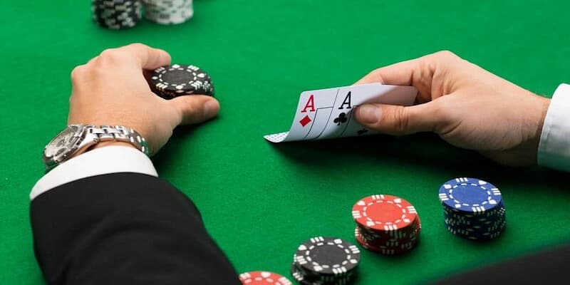 Xì Tố 77Bet - Hướng Dẫn Cách Chơi Đơn Giản Cho Người Mới 2 Luật chơi bài xì tố 77Bet
